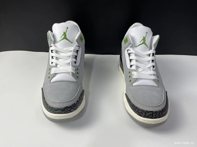 136064-006 Chlorophyll Retro Jordan 3 Air 0819